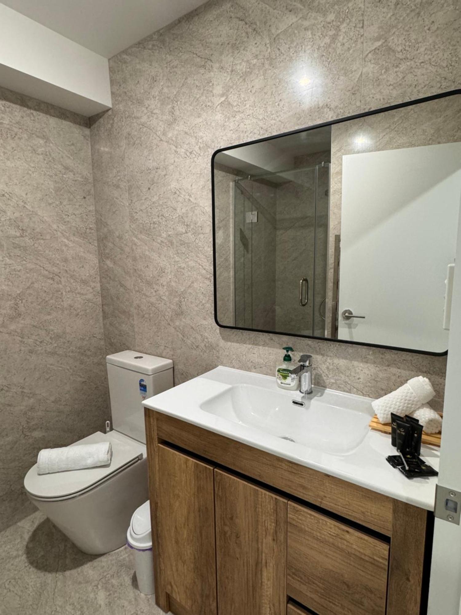 3Br Auckland Holiday Home Near Outlet Shops And Costco ภายนอก รูปภาพ